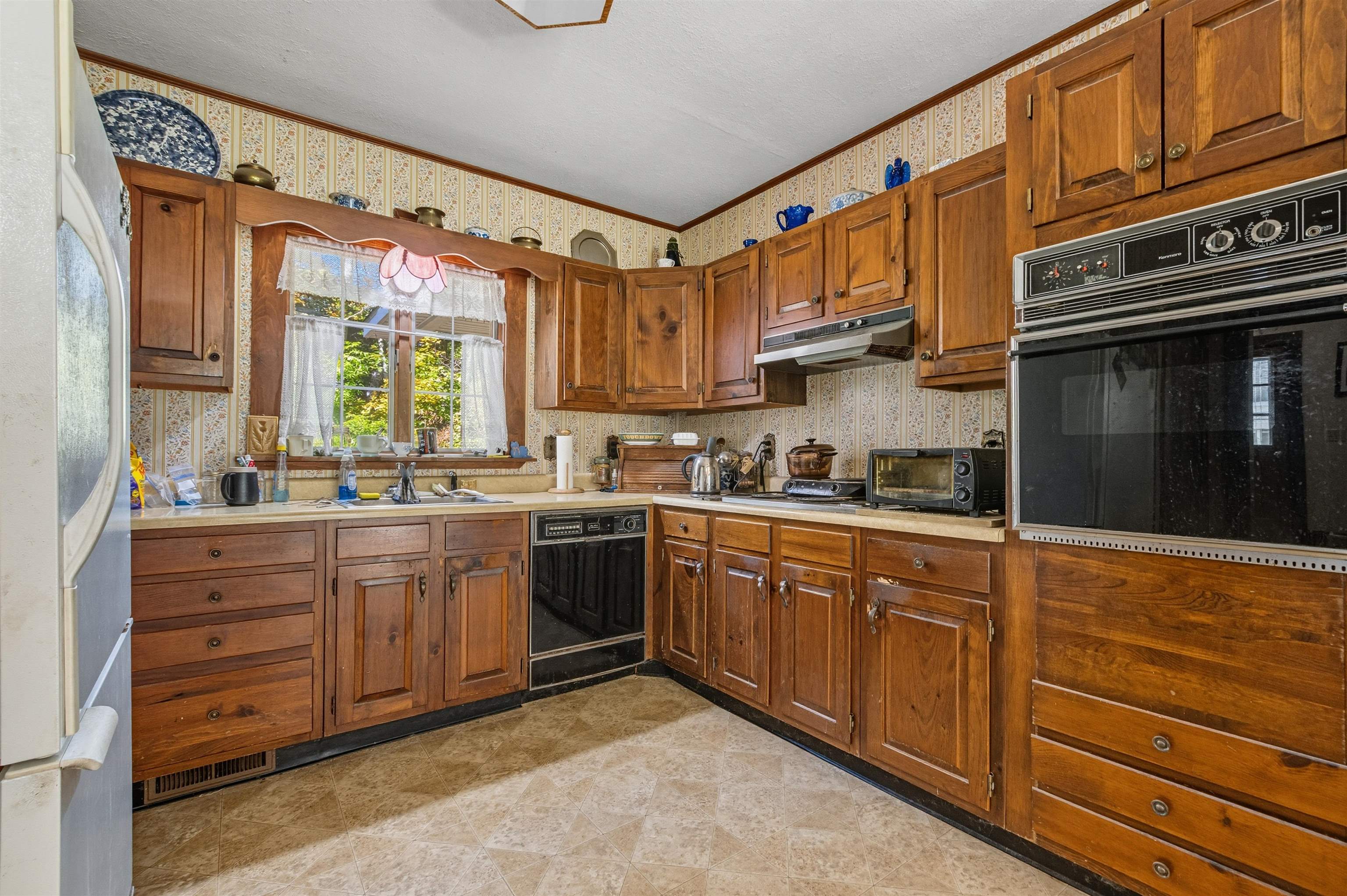 21 Spring Street Colebrook, NH 03576 - Photo 15 of 50