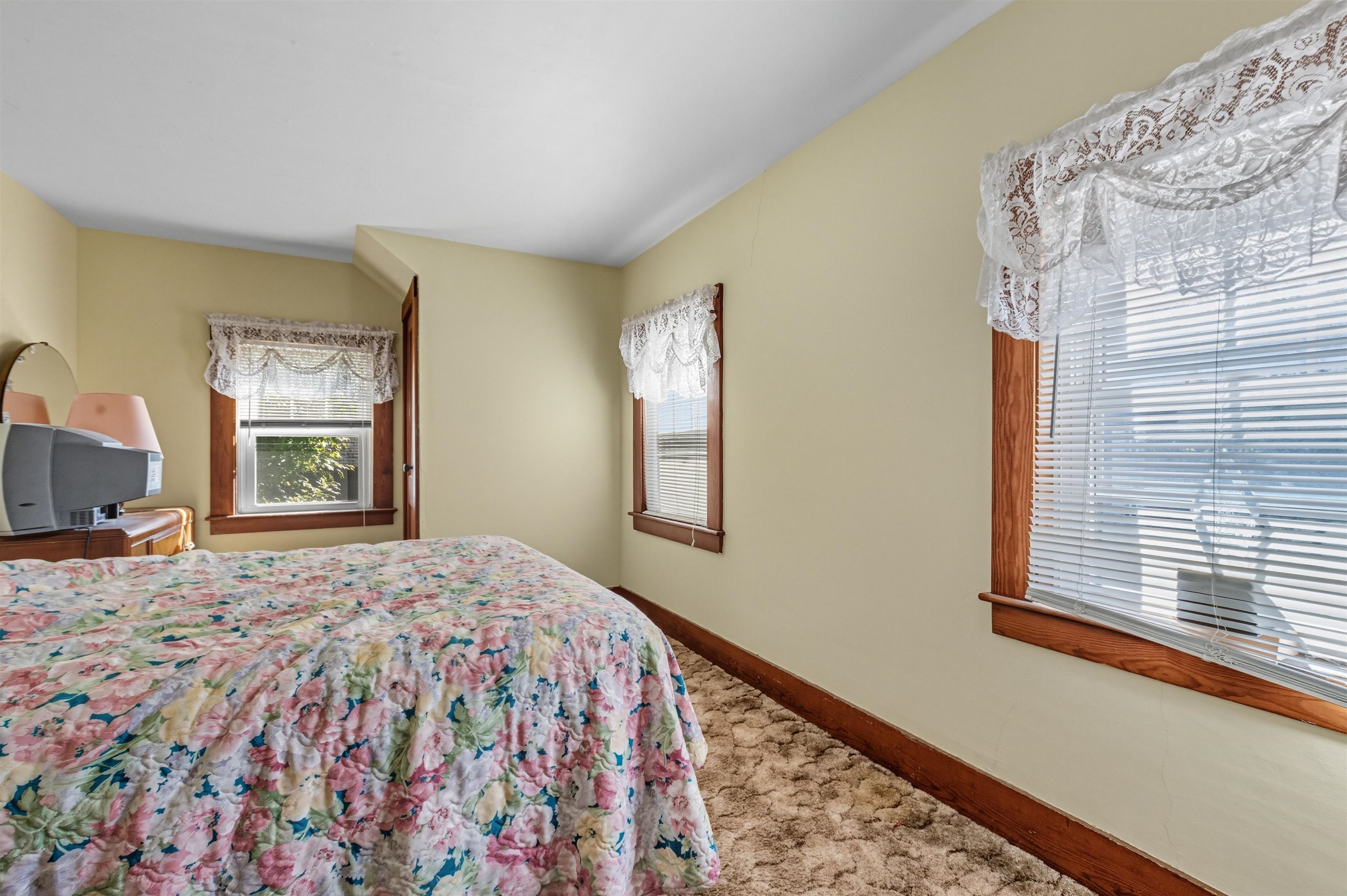 21 Spring Street Colebrook, NH 03576 - Photo 35 of 50