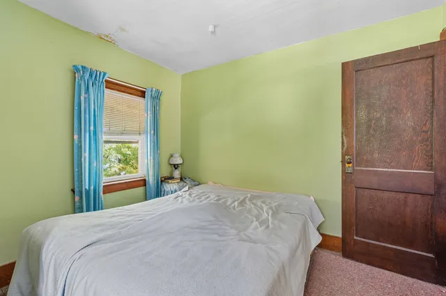 $179,900 | 21 Spring Street, Colebrook, NH 03576