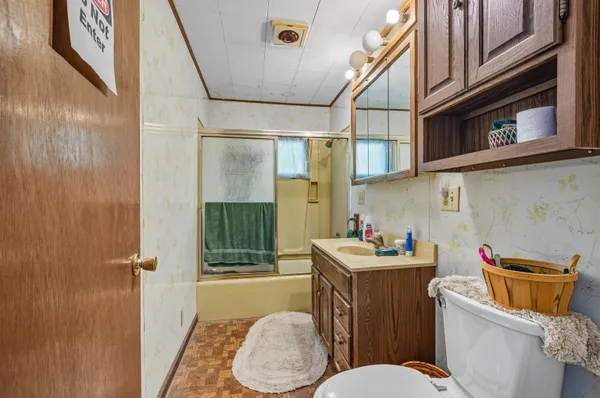 $179,900 | 21 Spring Street, Colebrook, NH 03576