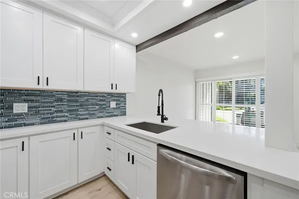 $2,600 | 16852 Pacific Coast Highway, Unit 104, Huntington Beach, CA 92649
