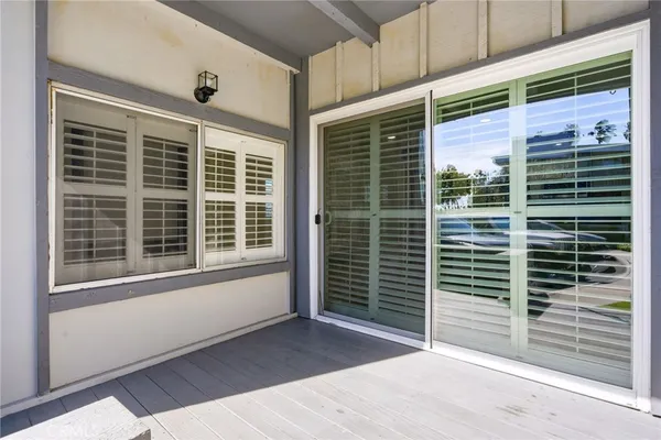 $2,600 | 16852 Pacific Coast Highway, Unit 104, Huntington Beach, CA 92649