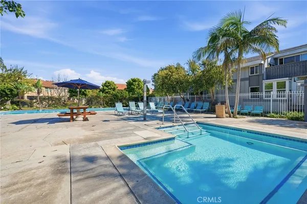 $2,600 | 16852 Pacific Coast Highway, Unit 104, Huntington Beach, CA 92649