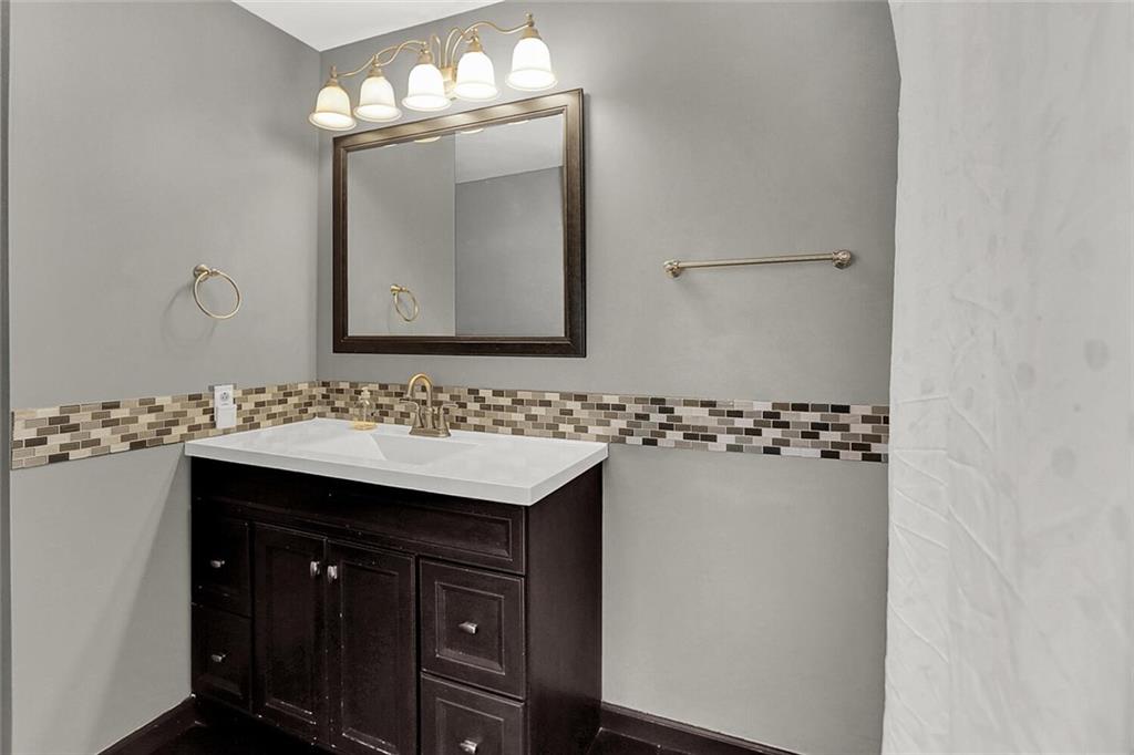1450 East Thompson Road Indianapolis, IN 46227 - Photo 27 of 45 Gallery Image 27