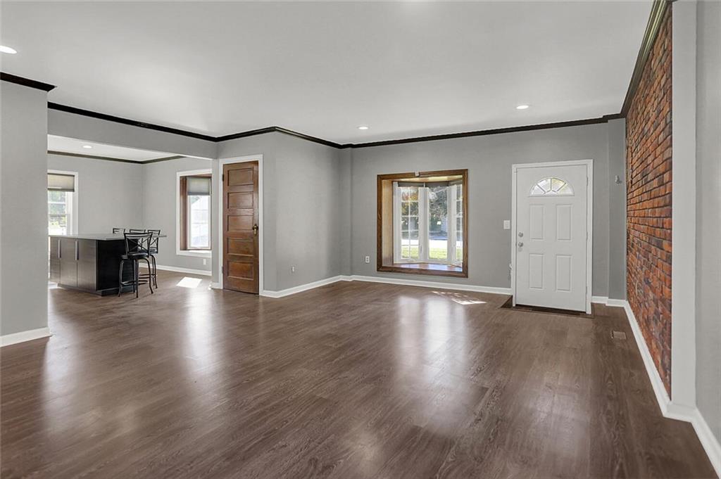 1450 East Thompson Road Indianapolis, IN 46227 - Photo 5 of 45 Gallery Image 5