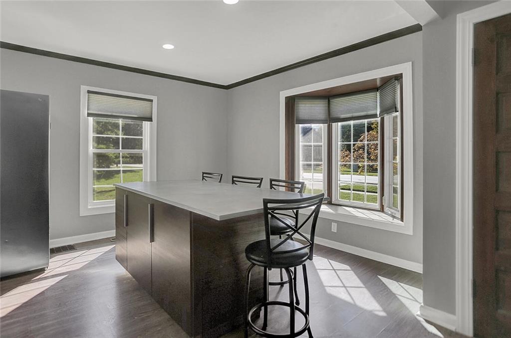 1450 East Thompson Road Indianapolis, IN 46227 - Photo 9 of 45 Gallery Image 9