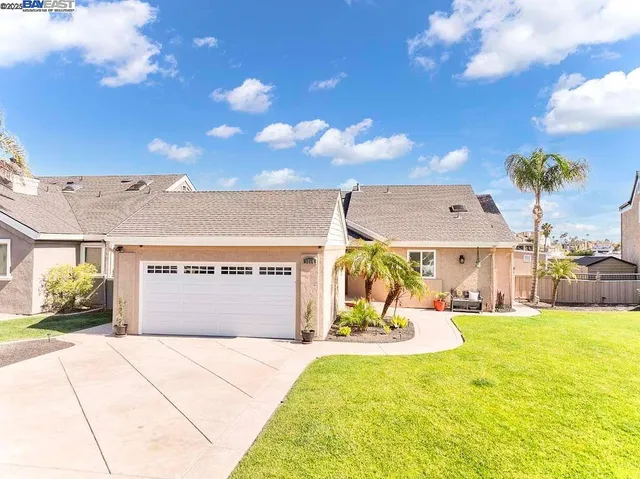 a view of a swimming pool