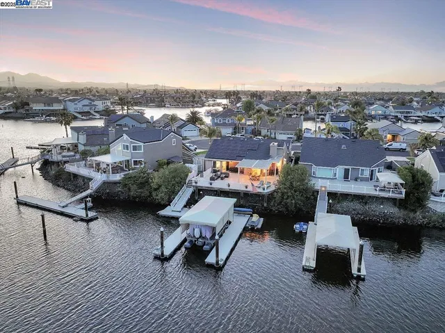 a view of a outdoor space