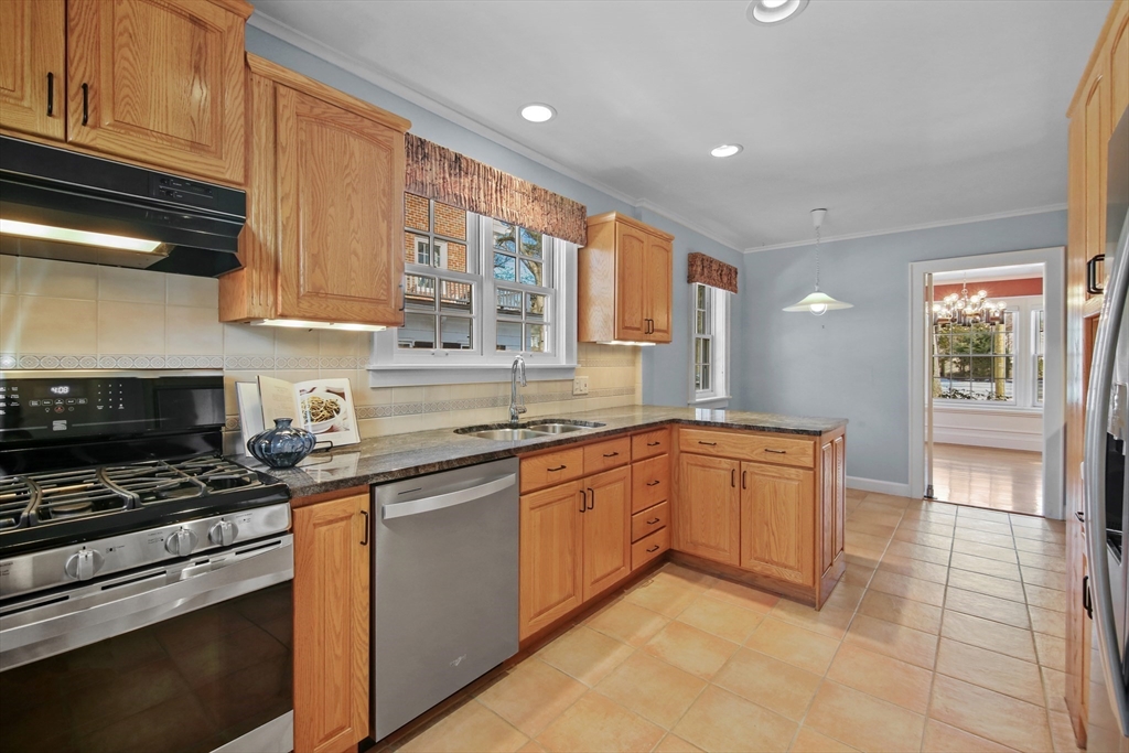 30 Chatham Road Longmeadow, MA 01106 - Photo 13 of 40 Gallery Image 13