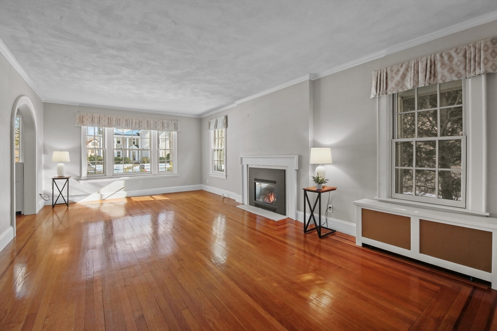 30 Chatham Road Longmeadow, MA 01106 - Photo 3 of 40 Gallery Image 3