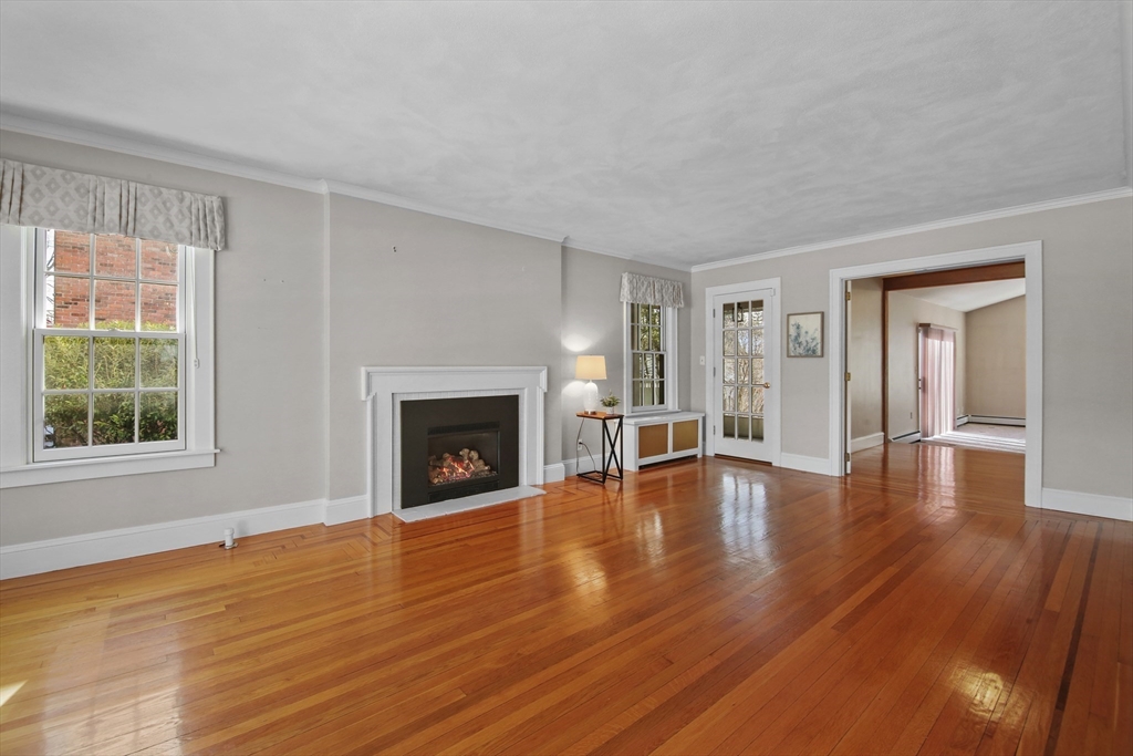 30 Chatham Road Longmeadow, MA 01106 - Photo 4 of 40 Gallery Image 4