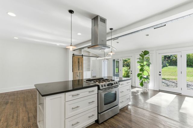 $1,135,000 | 2529 Fairfax Avenue, Nashville, TN 37212