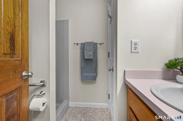 $379,900 | 3 Laurier Lane, Lisbon, CT 06351