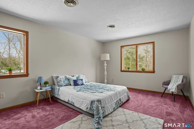 $379,900 | 3 Laurier Lane, Lisbon, CT 06351