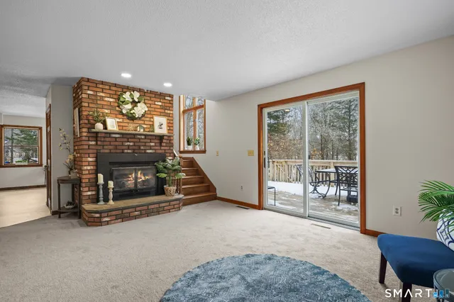 $379,900 | 3 Laurier Lane, Lisbon, CT 06351