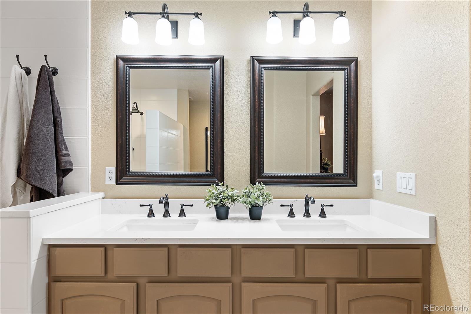 8833 Edinburgh Circle Highlands Ranch, CO 80129 - Photo 22 of 40 Gallery Image 22