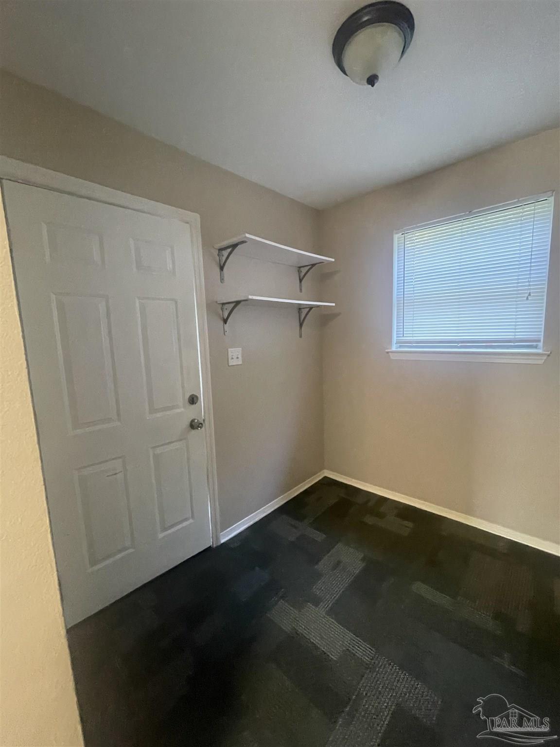 10047 Hillview Road Pensacola, FL 32514 - Photo 4 of 7 Gallery Image 4