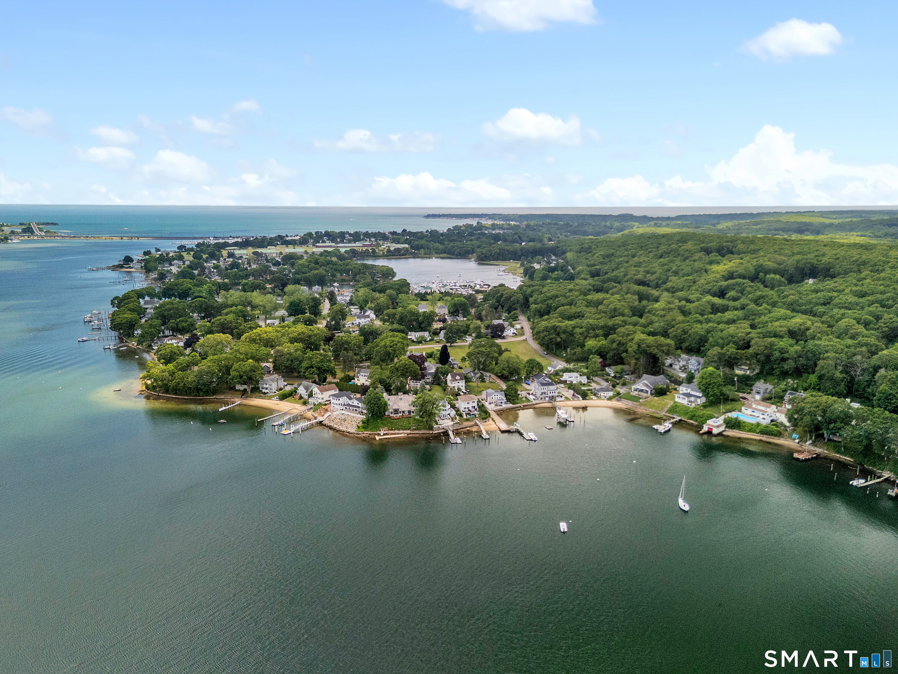 16 Ledge Road East Lyme, CT 06357 - Photo 25 of 34