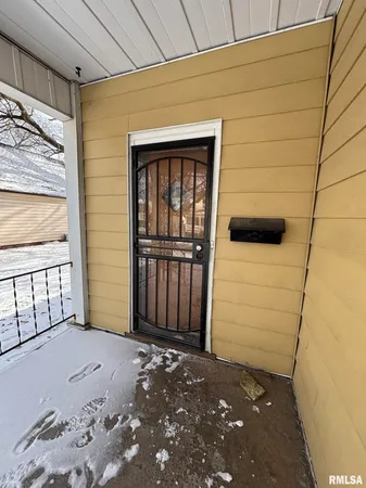 $42,000 | 2010 West Malone Street, Peoria, IL 61605