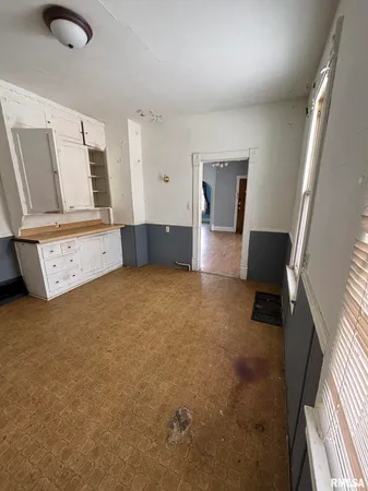 $42,000 | 2010 West Malone Street, Peoria, IL 61605