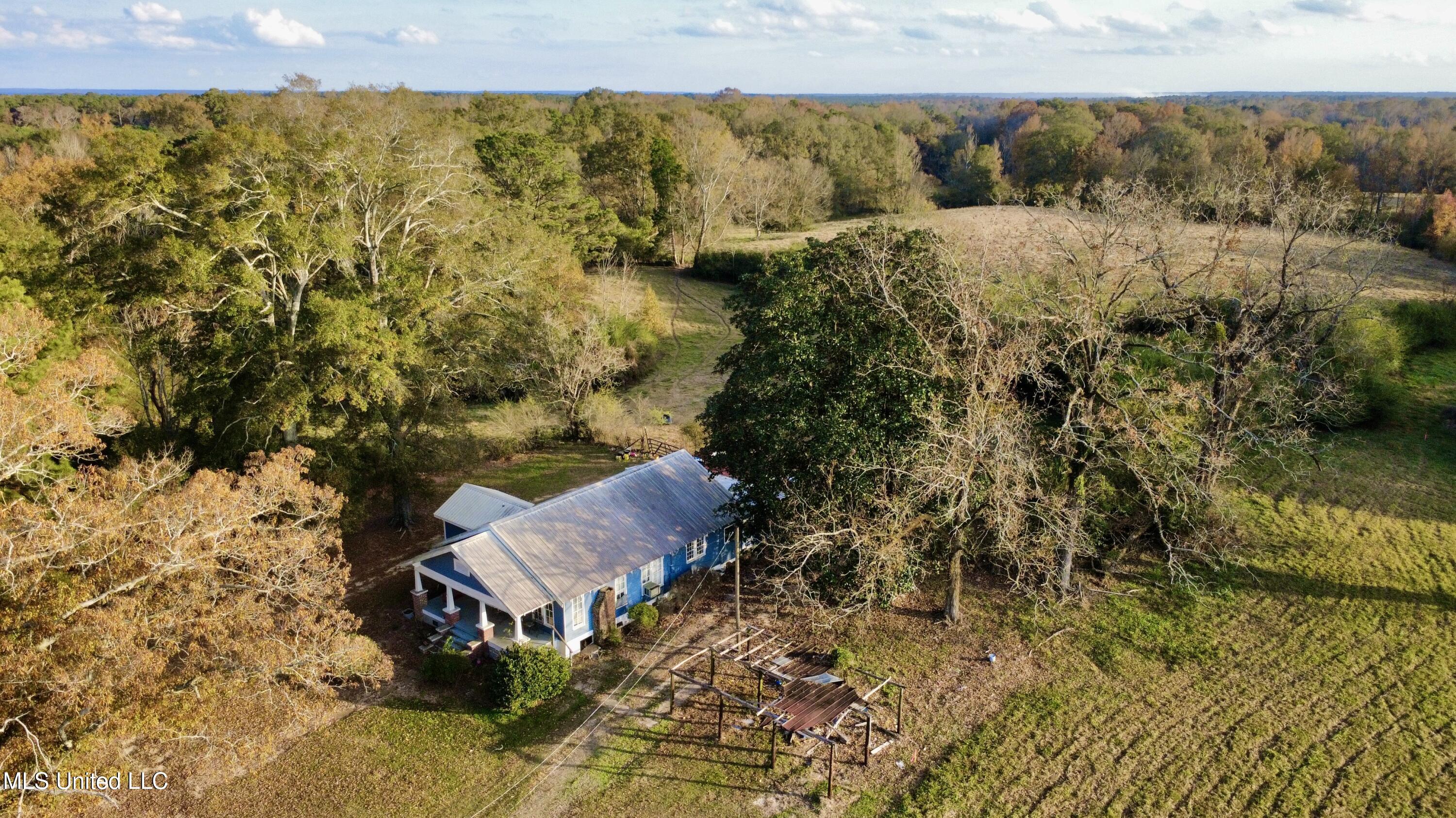 3142 King Road Wesson, MS 39191 - Photo 10 of 18 Photo Nov 18 2025, 3 54 22 PM