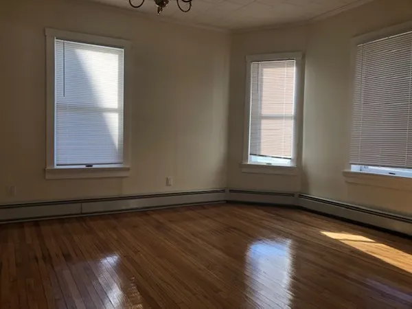 $2,500 | 58-60 Brackenbury Street, Unit 1, Malden, MA 02148