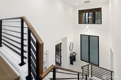 $4,599,990 | 4216 83rd Avenue Southeast, Mercer Island, WA 98040