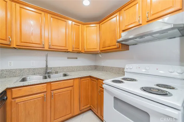 $458,000 | 22804 Hilton Head Drive, Unit 39, Diamond Bar, CA 91765