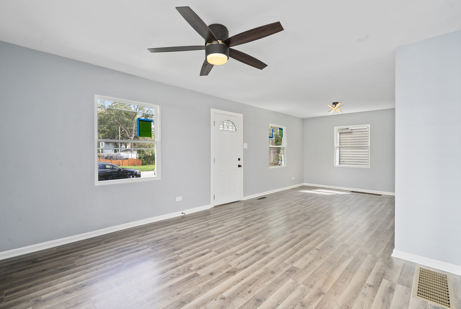 14806 Grant Street Dolton, IL 60419 - Photo 8 of 34