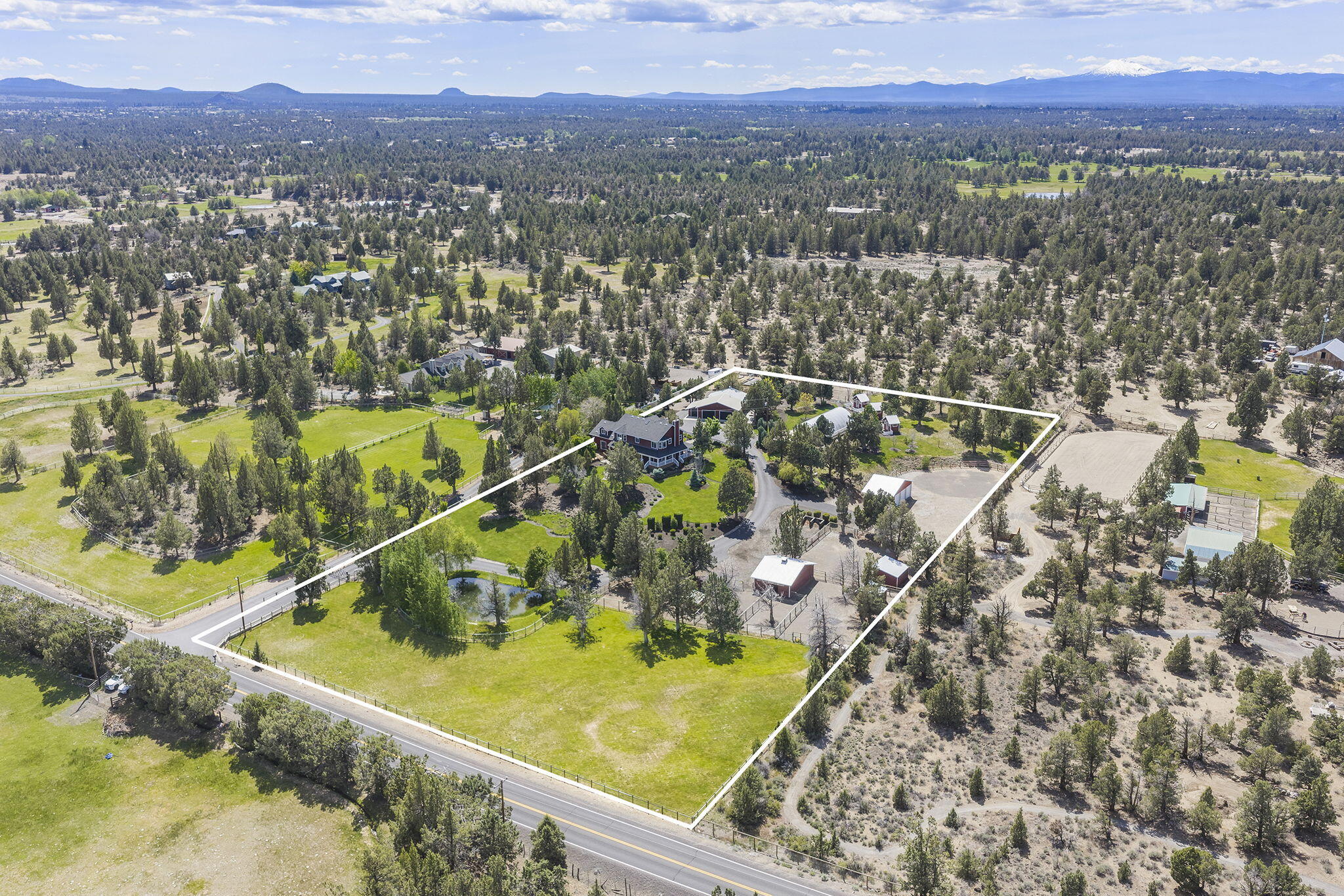61935 Ten Barr Ranch Road Bend, OR 97701 - Photo 93 of 110