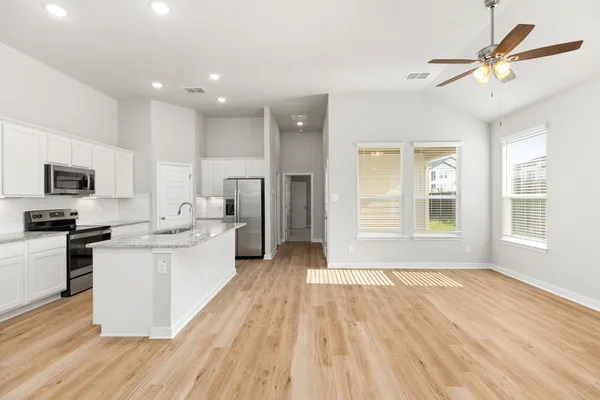 $1,925 | 732 Staglin Street, Unit B, Buda, TX 78610