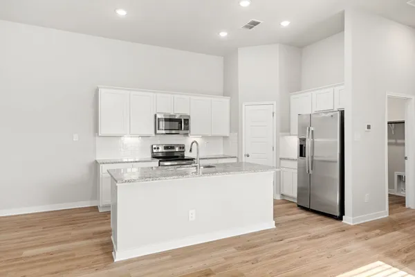 $1,925 | 732 Staglin Street, Unit B, Buda, TX 78610