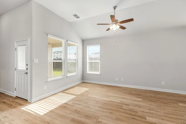 $1,925 | 732 Staglin Street, Unit B, Buda, TX 78610