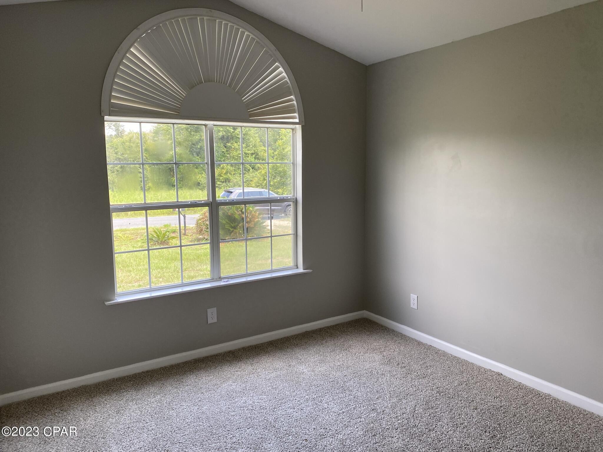 2125 Aaron Avenue Grand Ridge, FL 32442 - Photo 16 of 25 Gallery Image 16