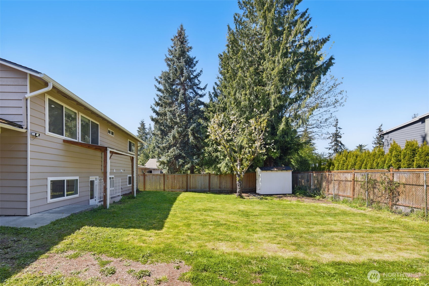 609 212th Street Southwest Bothell, WA 98021 - Photo 26 of 33