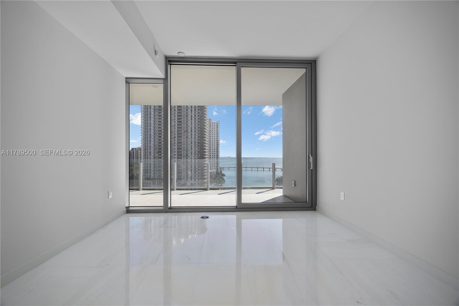 300 Biscayne Blvd Way, Unit 1102 Miami, FL 33131 - Photo 33 of 37 a view of a room with window