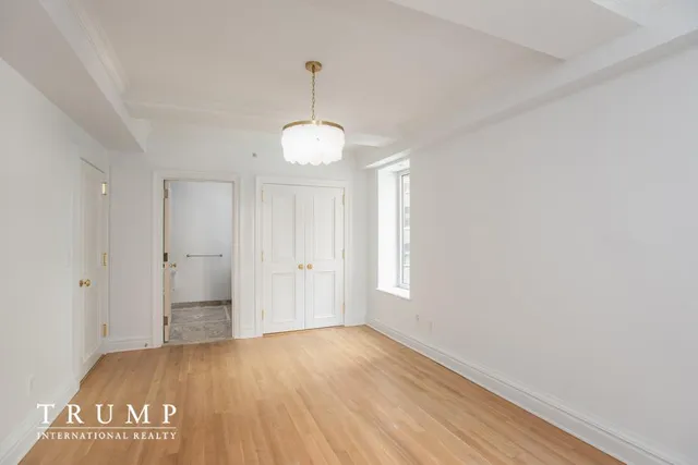 $3,950,000 | 502 Park Avenue, Unit 6H | Lenox Hill