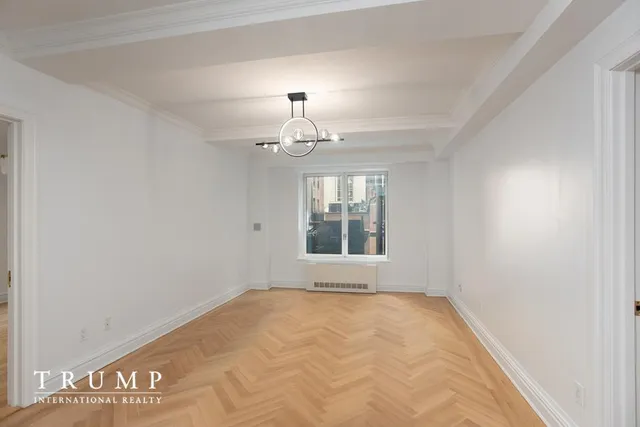 $3,950,000 | 502 Park Avenue, Unit 6H | Lenox Hill