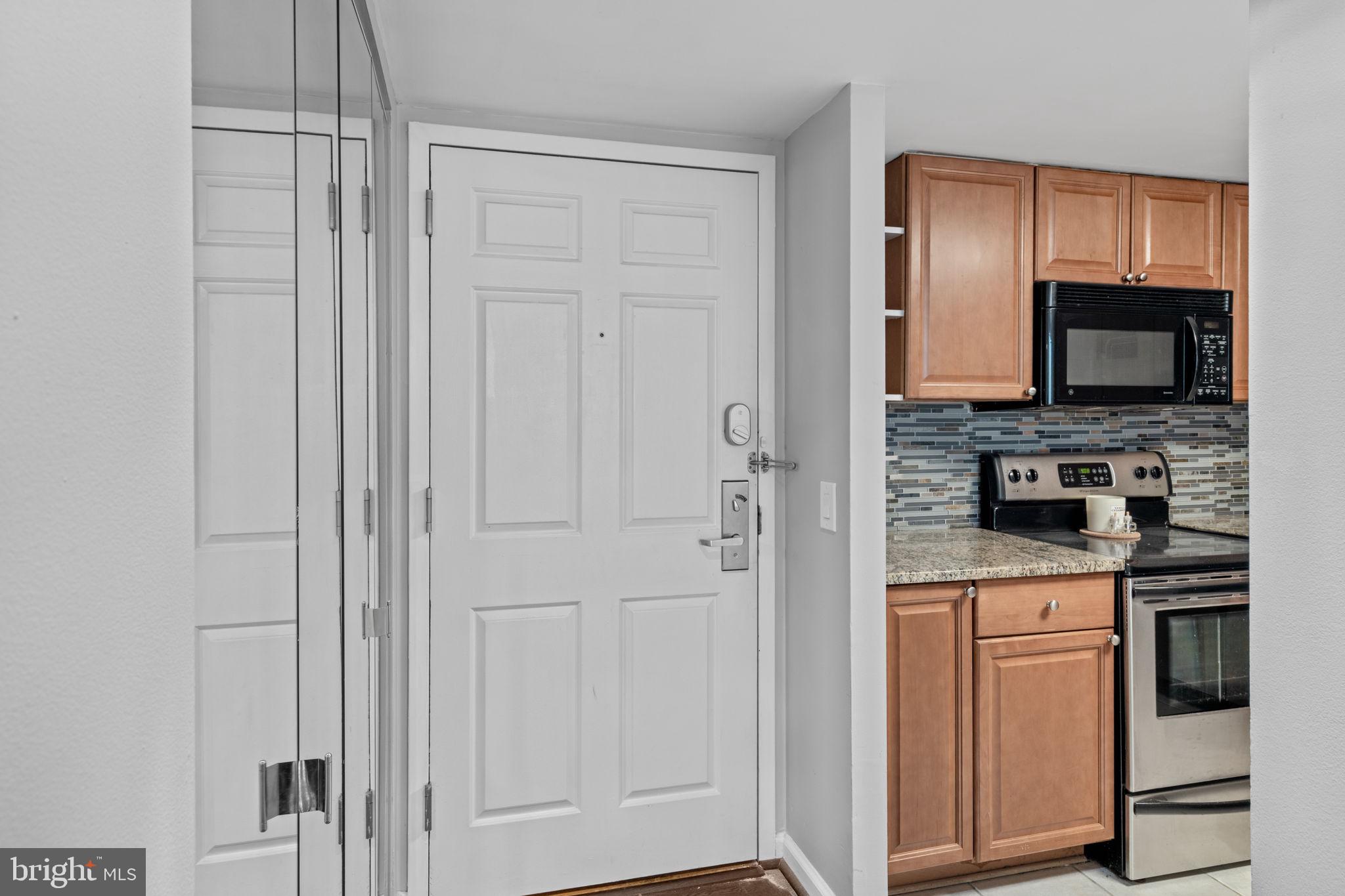 2001 Hamilton Street, Unit 2001 Philadelphia, PA 19130 - Photo 14 of 45