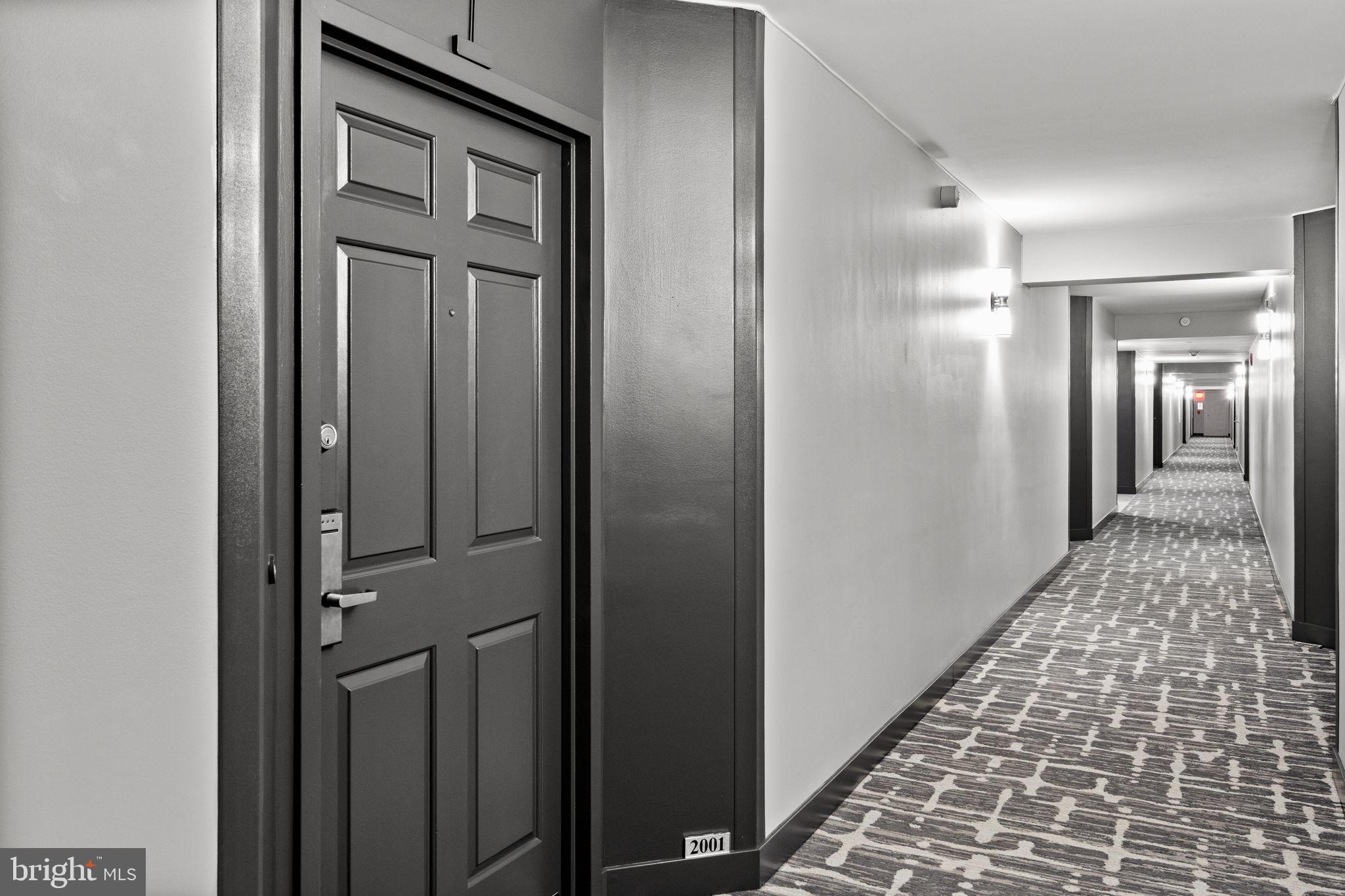 2001 Hamilton Street, Unit 2001 Philadelphia, PA 19130 - Photo 29 of 45 Hallway