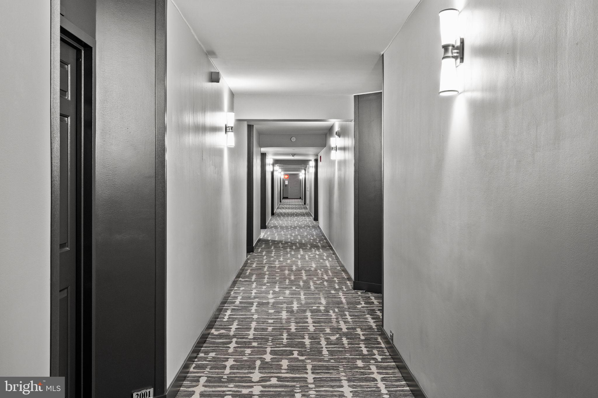 2001 Hamilton Street, Unit 2001 Philadelphia, PA 19130 - Photo 30 of 45 Hallway