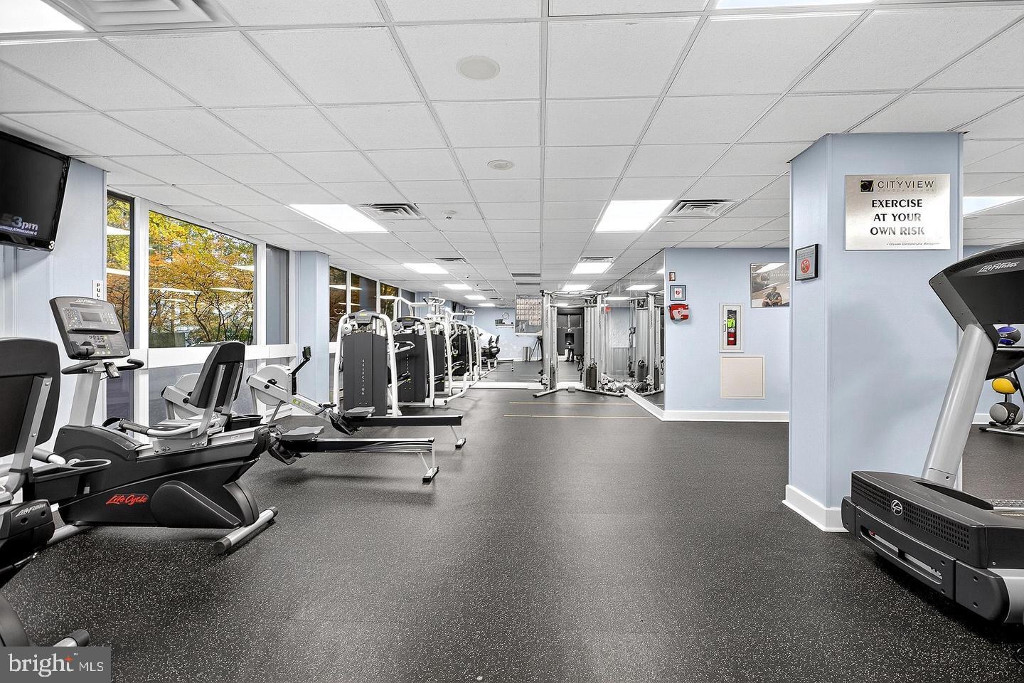 2001 Hamilton Street, Unit 2001 Philadelphia, PA 19130 - Photo 32 of 45 Gym