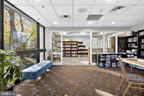 2001 Hamilton Street, Unit 2001 Philadelphia, PA 19130 - Photo 38 of 45 Library