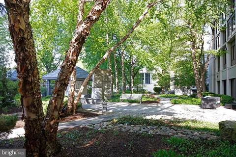 $420,000 | 2001 Hamilton Street, Unit 2001, Philadelphia, PA 19130