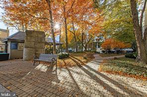 2001 Hamilton Street, Unit 2001 Philadelphia, PA 19130 - Photo 41 of 45 Garden