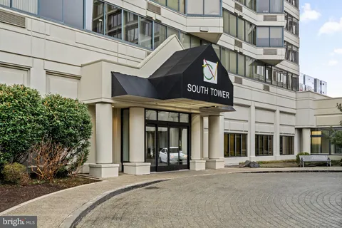 $420,000 | 2001 Hamilton Street, Unit 2001, Philadelphia, PA 19130