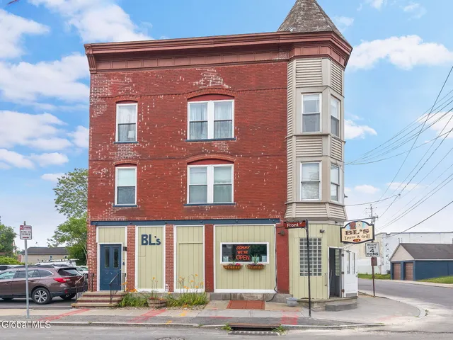 $815,000 | 208 Front Street, Schenectady, NY 12305