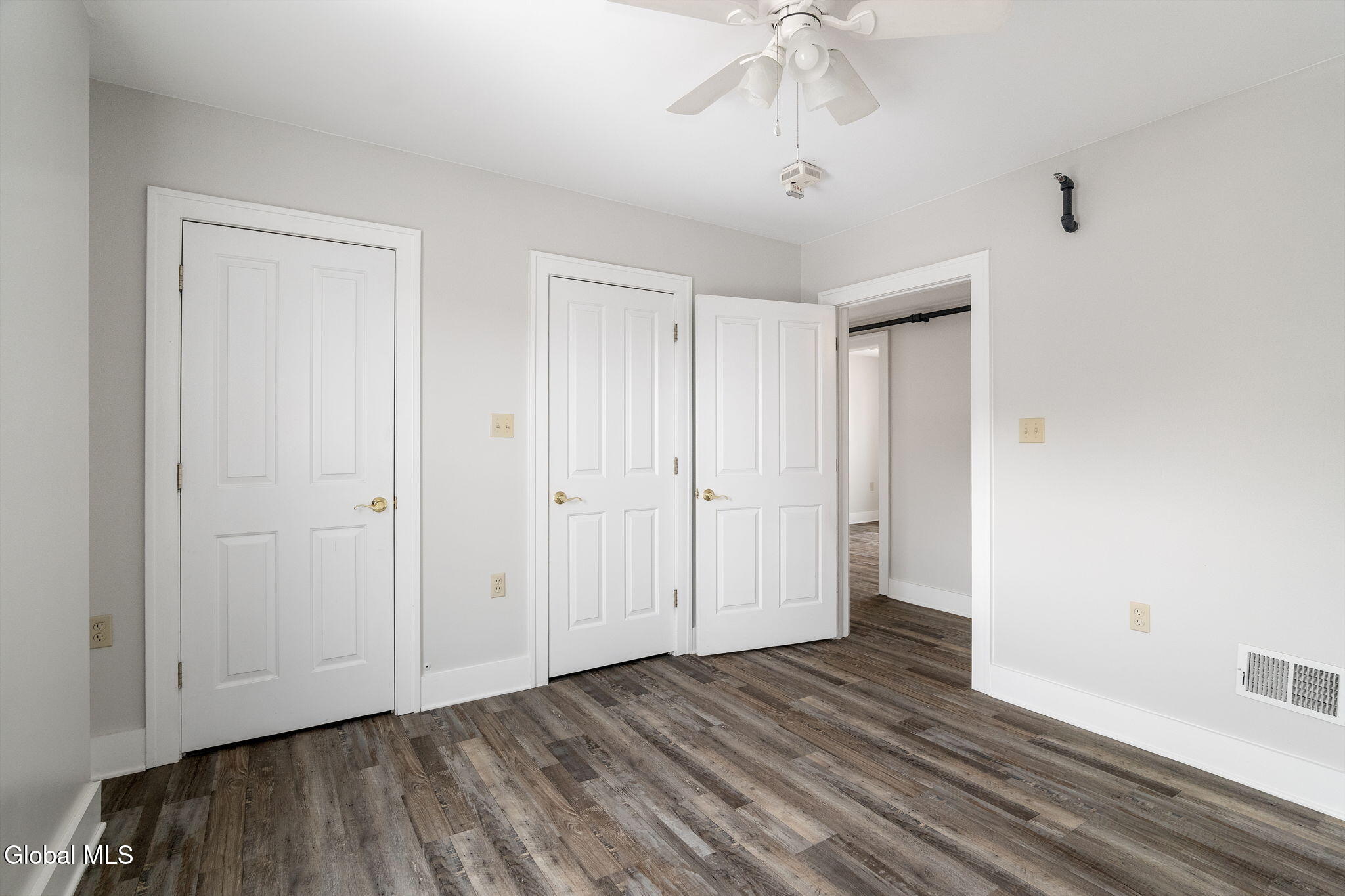 208 Front Street Schenectady, NY 12305 - Photo 11 of 34 11-208FrontSt_11