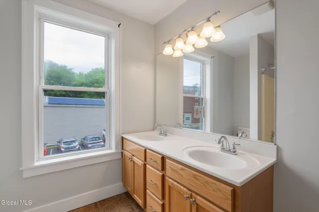 $815,000 | 208 Front Street, Schenectady, NY 12305