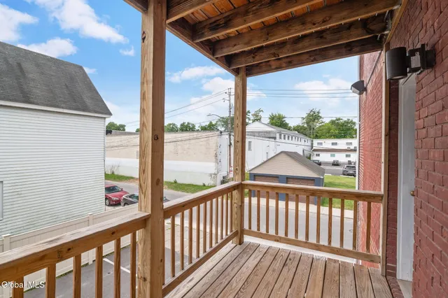 $815,000 | 208 Front Street, Schenectady, NY 12305